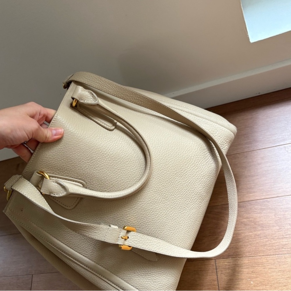 Prada vitello shopper tote bag in beige - Picture 10 of 10